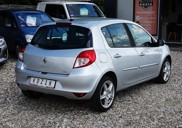 Renault Clio cena 17999 przebieg: 129682, rok produkcji 2010 z Płoty małe 497